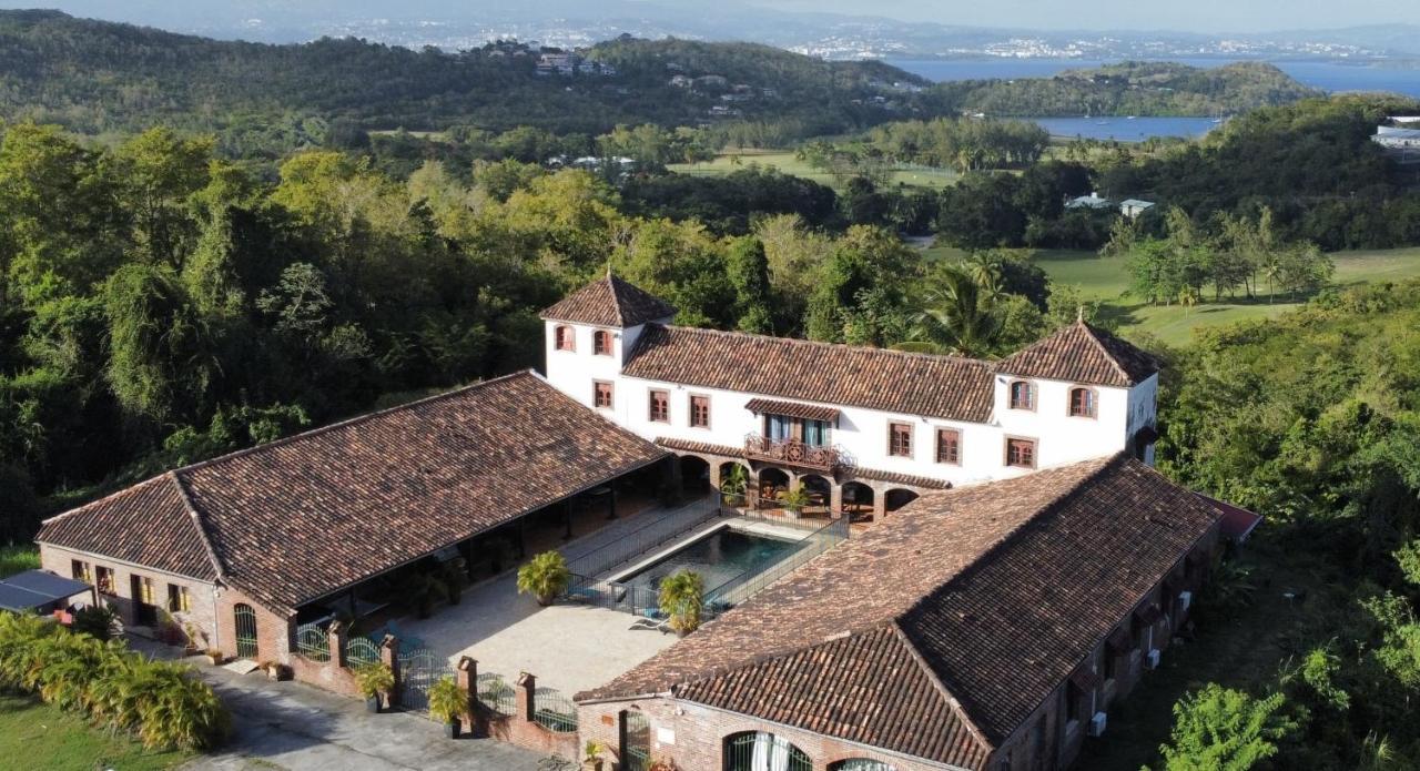 Domaine Du Chateau Les Trois-Ilets Exterior foto